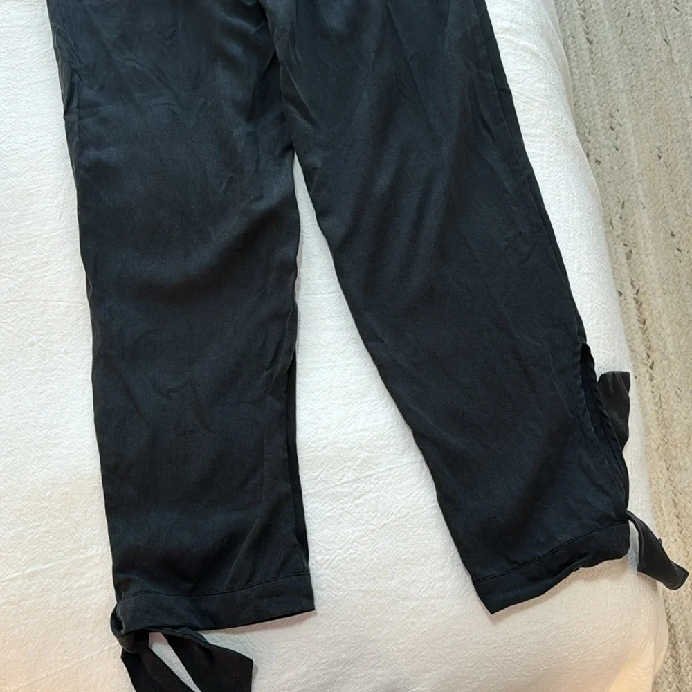 Reformation high-waist paperbag tie ankle pants in charcoal - Picture 15 of 15